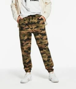 Aeropostale Men's Camo Stretch Twill Joggers