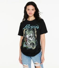 Aeropostale Men's Poison Snake Skull Graphic Tee