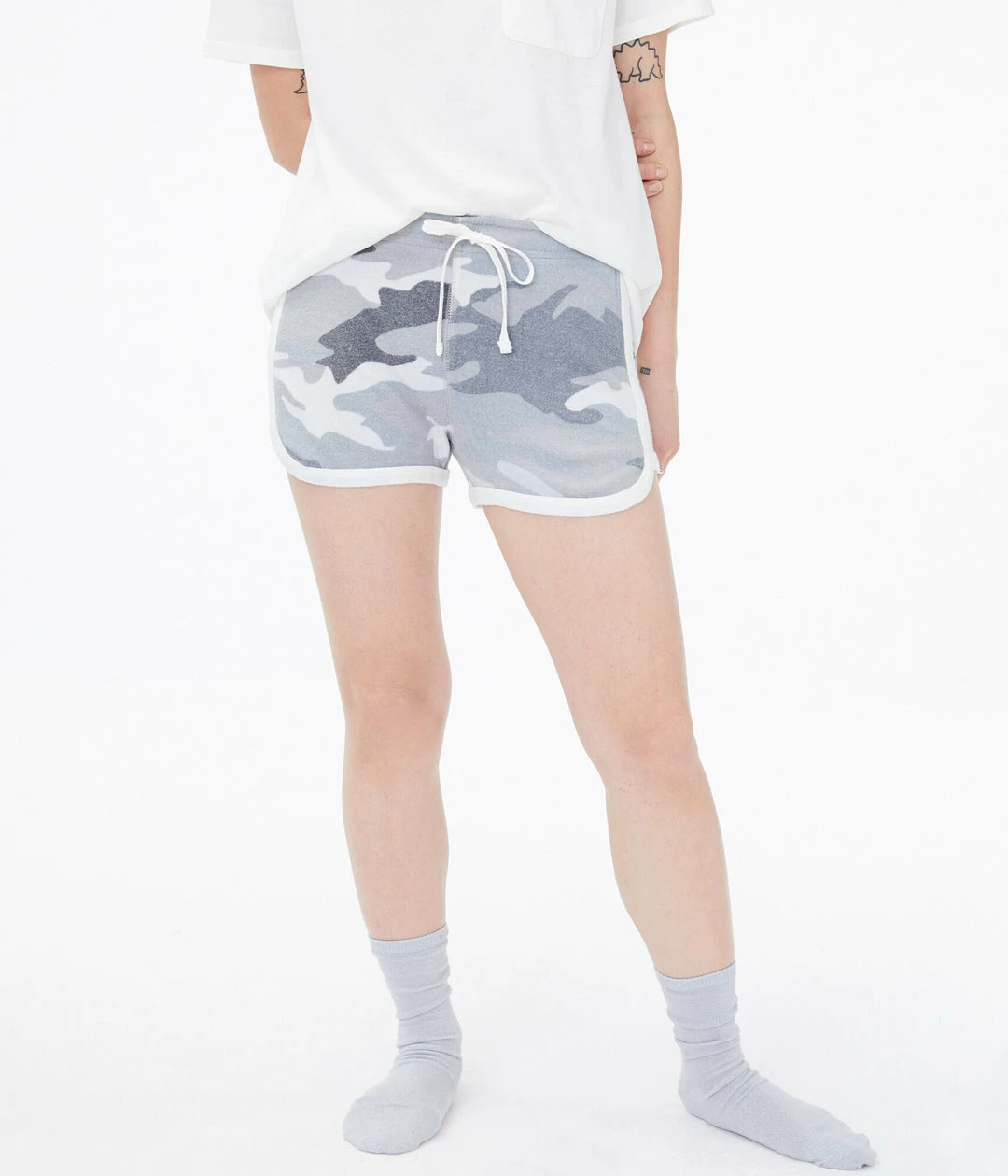 Aeropostale Women's Camo Fuzzy Girlfriend Shorts - Image 5