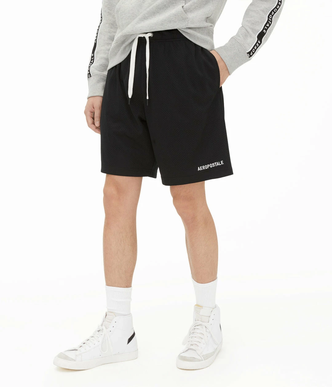 Aeropostale Men's Logo Mesh Shorts - Image 8