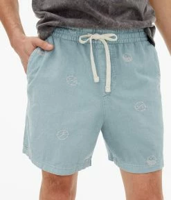 Aeropostale Men's Malibu Corduroy Shorts 6"