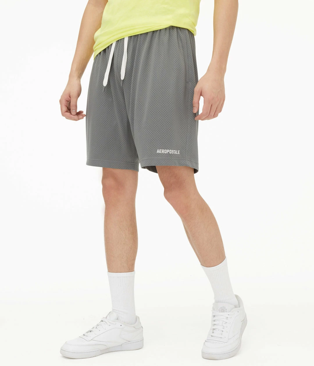 Aeropostale Men's Logo Mesh Shorts - Image 9