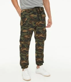 Aeropostale Men's Camo Active Utility Cargo Pants