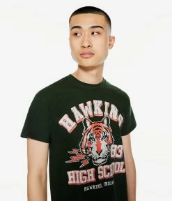 Aeropostale Men's Hawkins High School Tigers Graphic Tee