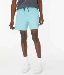 Aeropostale Men's Kickback Jogger Shorts 6.5"