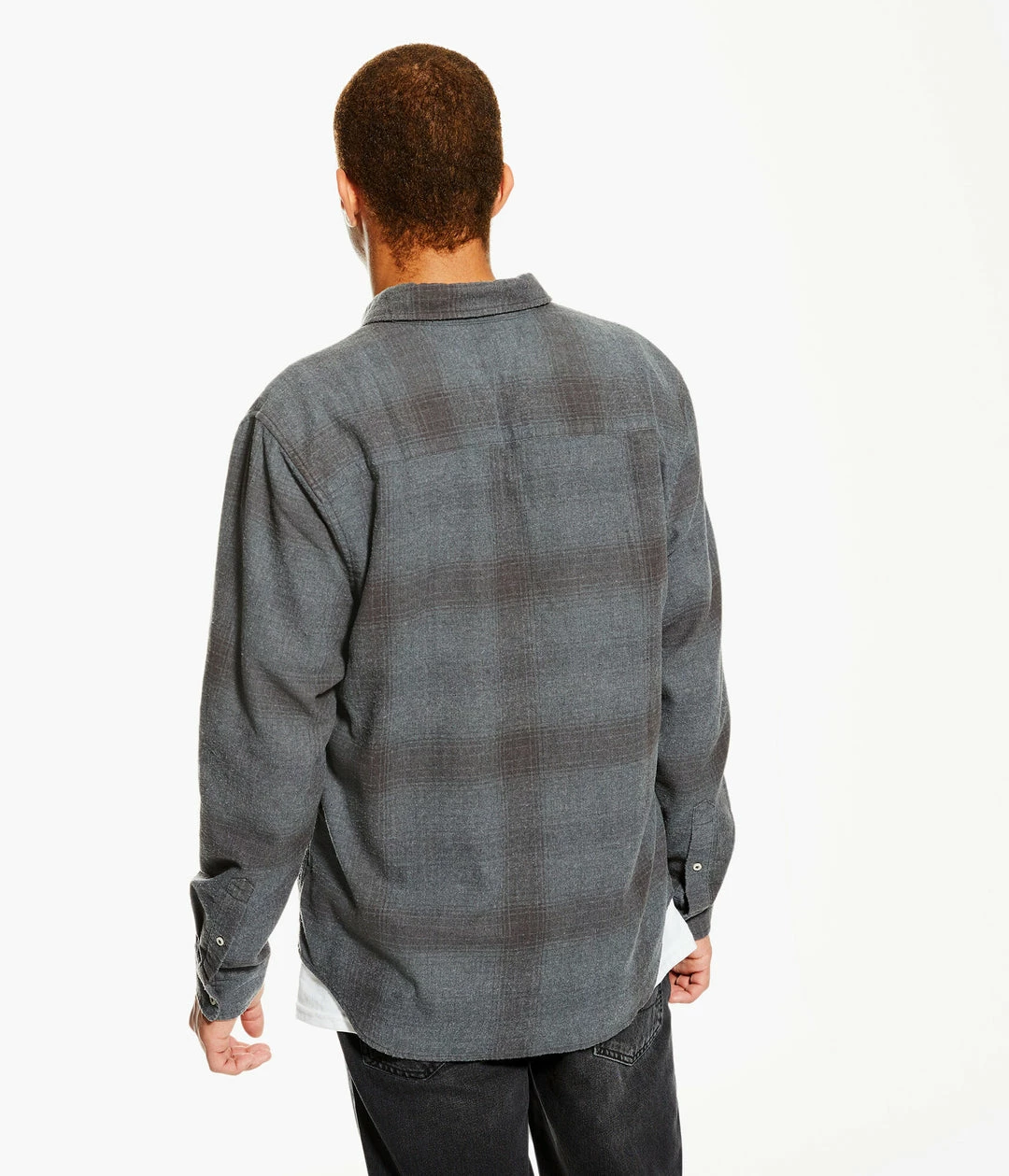 Aeropostale Men's Long Sleeve Relaxed Plaid Flannel Button-Down Shirt - Image 3