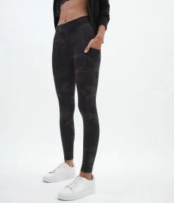 Aeropostale Women's Dark Camo Flex High-Rise Pocket Ankle Leggings