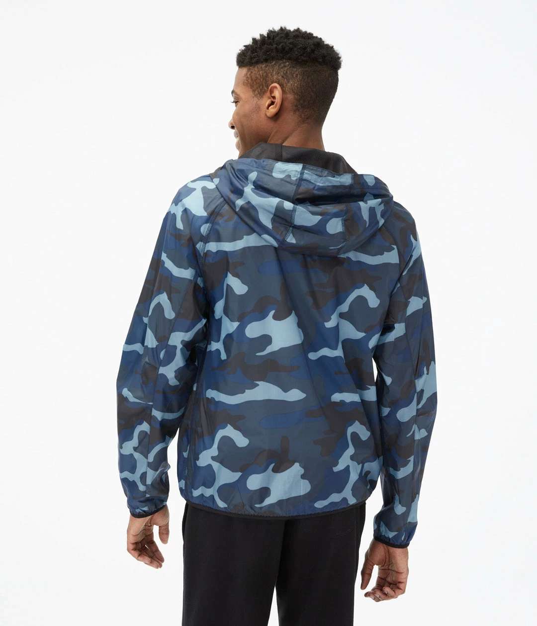 Aeropostale Men's Camo Active Windbreaker Jacket - Image 4